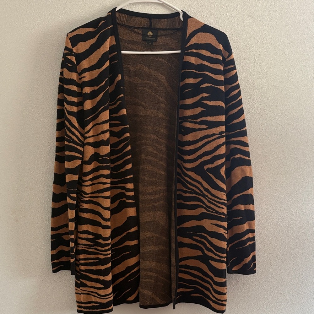 JM Collection Black and Brown Knit Cardigan